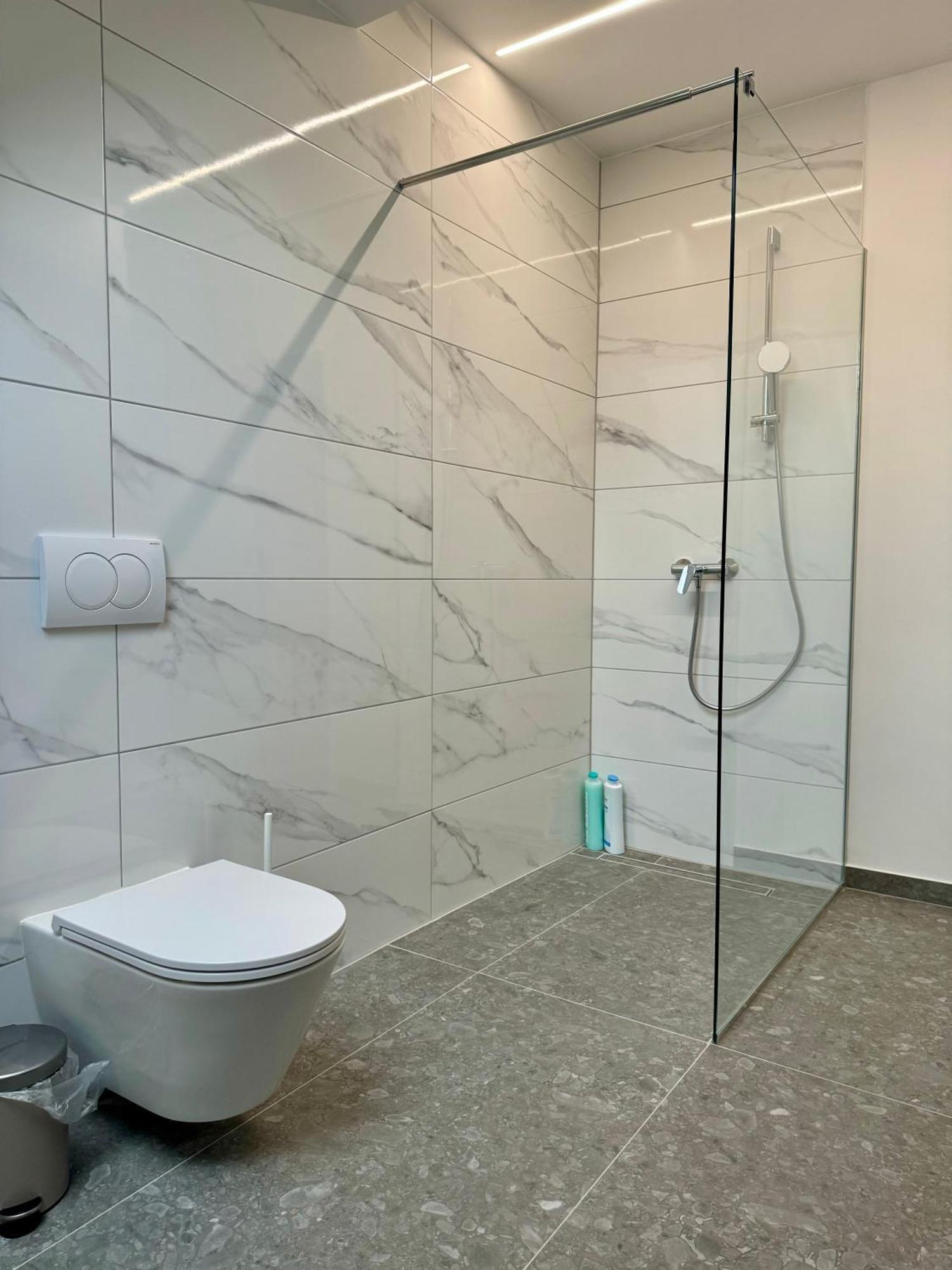 Kamr'Ca Apartman Ljubljana Kültér fotó